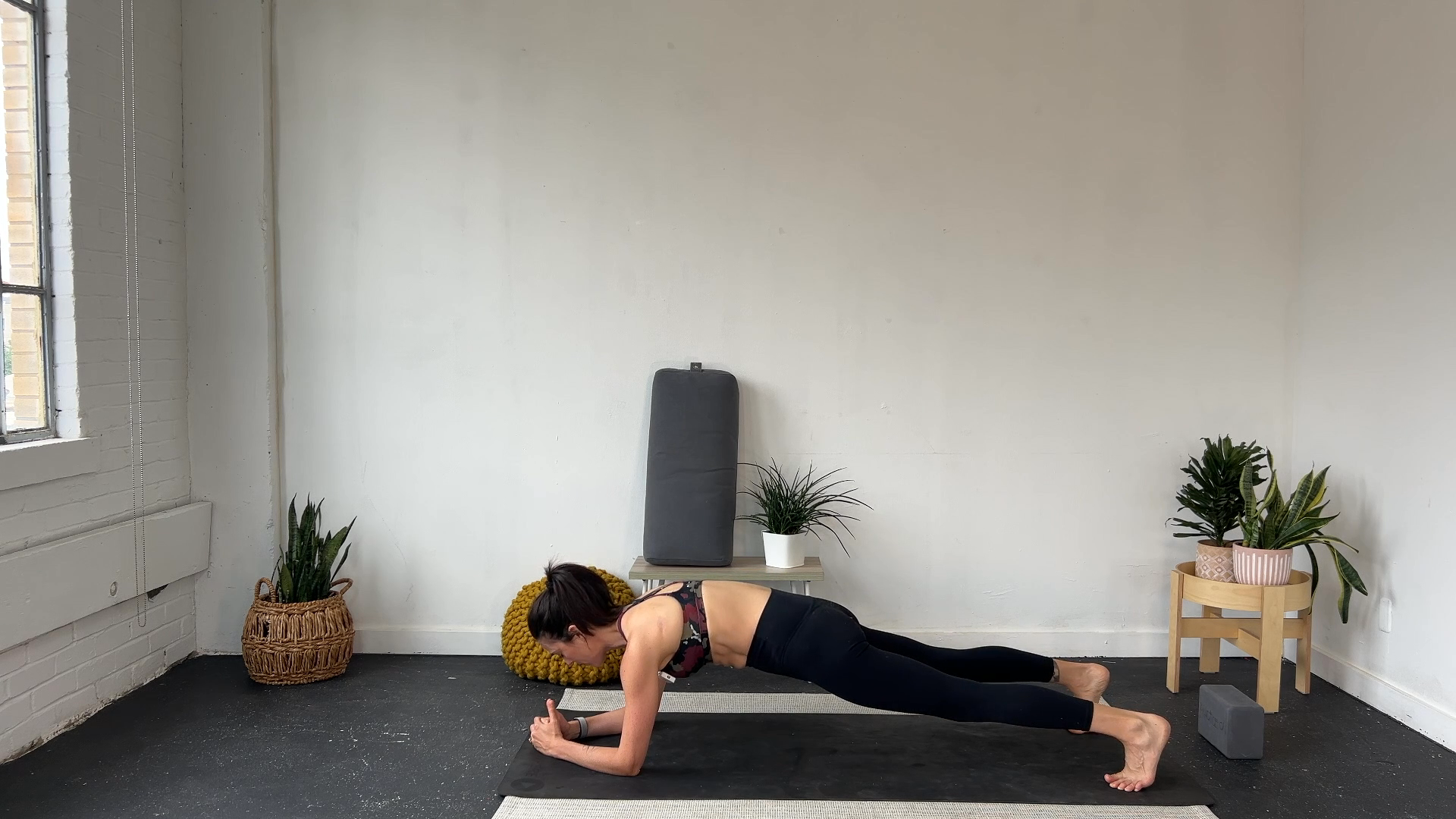 Julia Marie Yoga + Meditation Start Strong Wings & Core